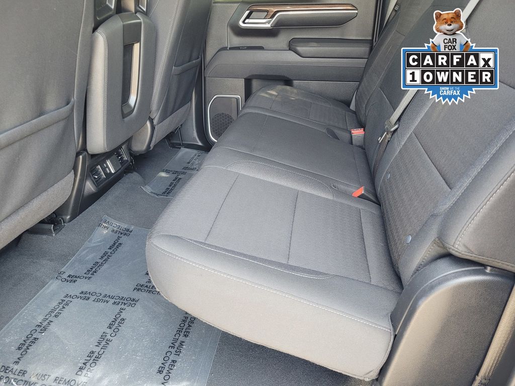 2025 Chevrolet Silverado 1500 LT - Photo 10