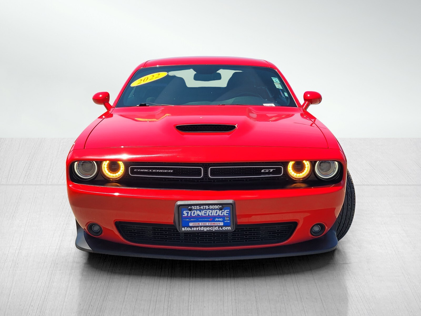 2022 Dodge Challenger GT photo 2