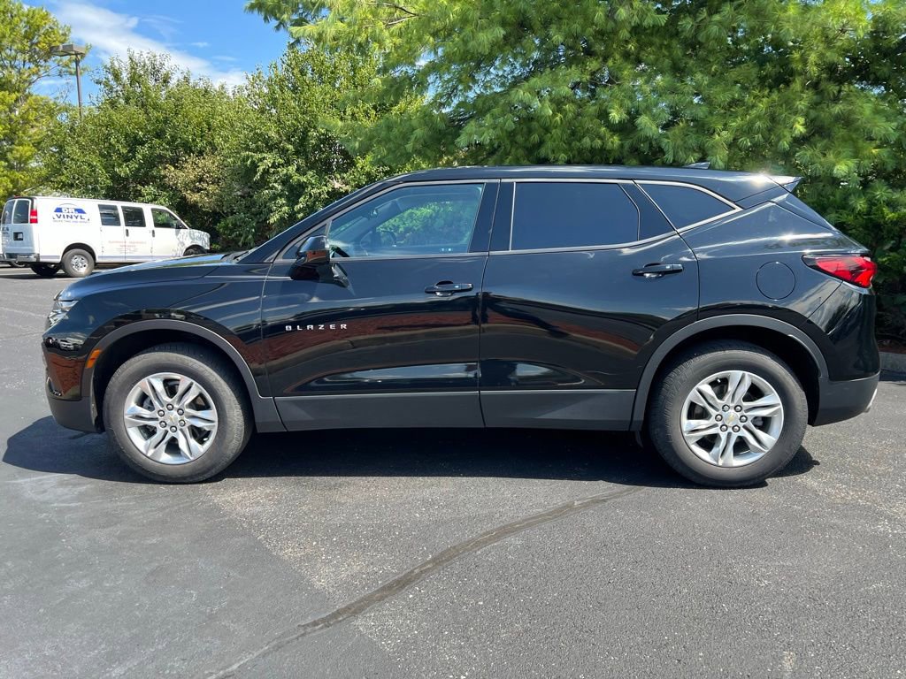 2022 Chevrolet Blazer 2LT photo 2