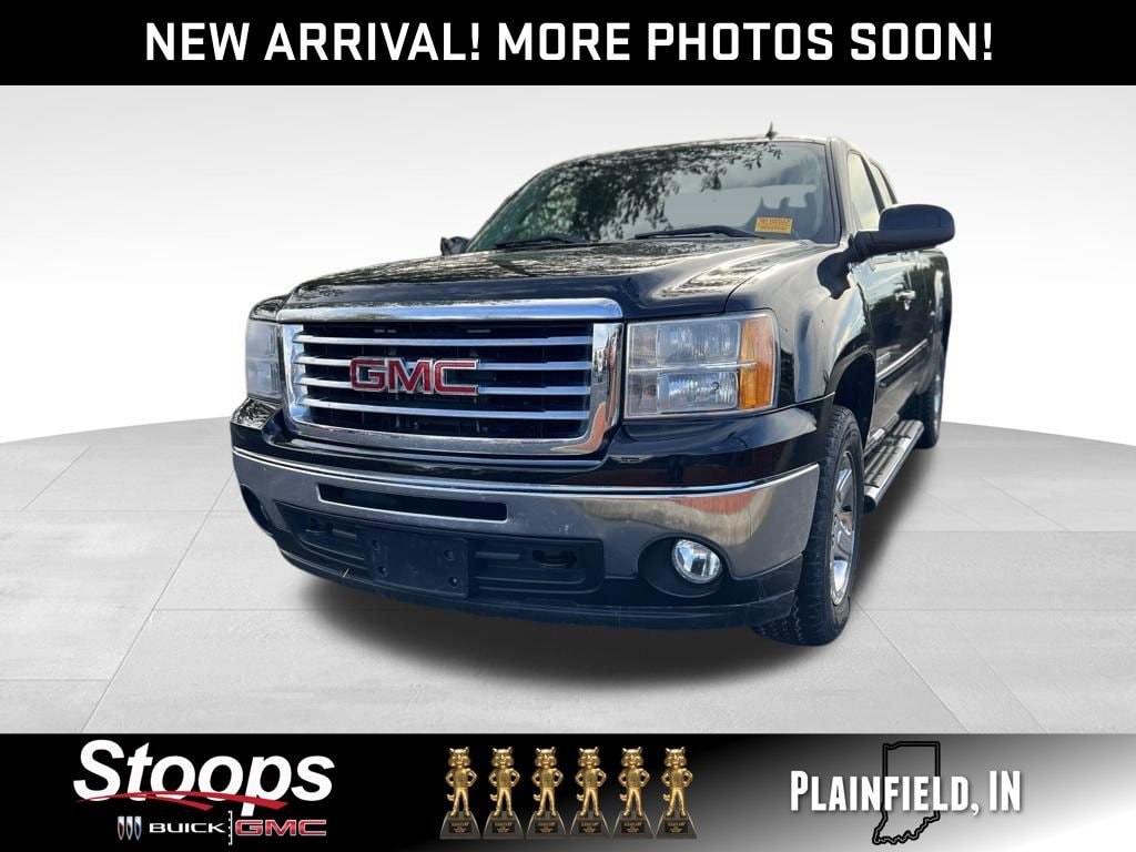 2013 GMC Sierra SLT's photo