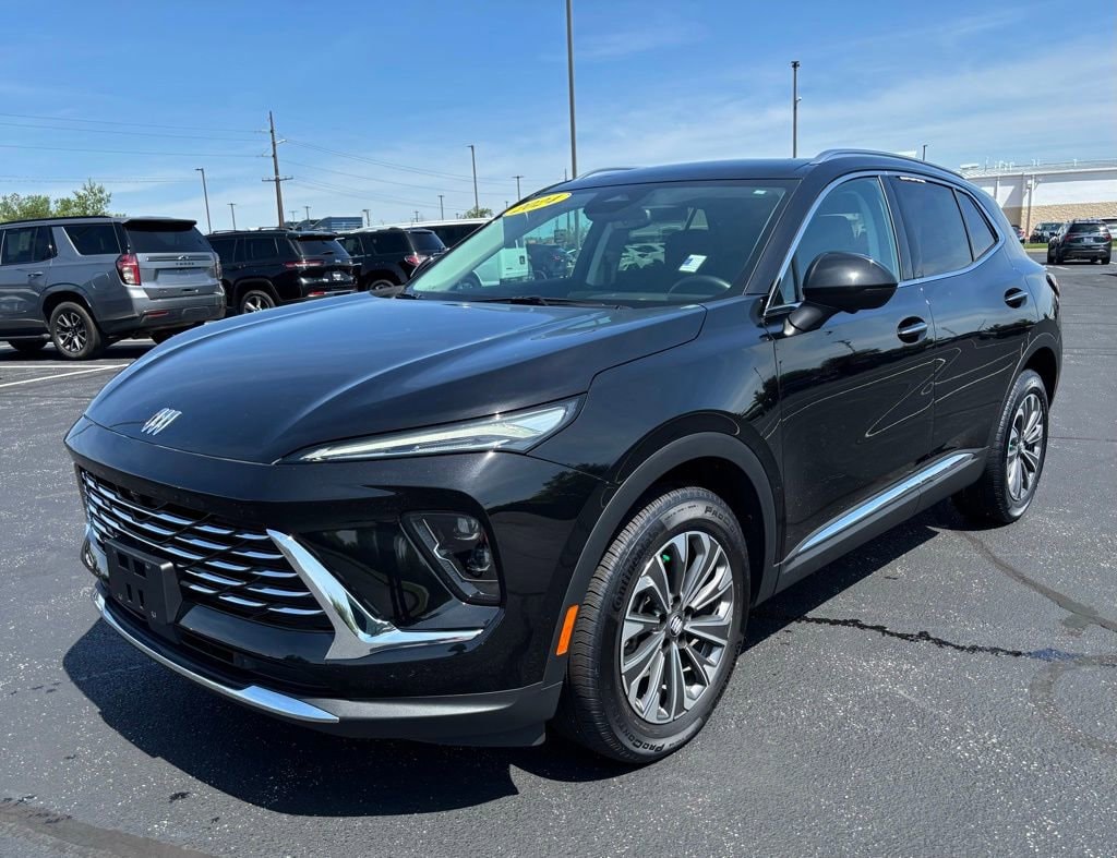 Used 2024 Buick Envision Preferred SUV