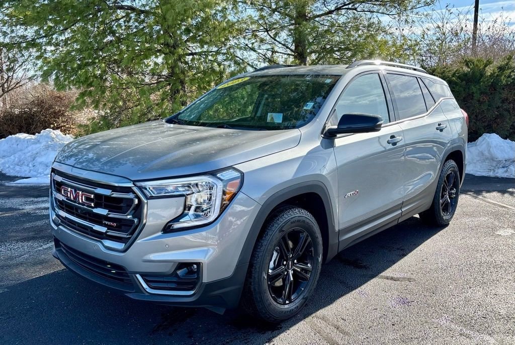 Used 2023 GMC Terrain AT4 SUV