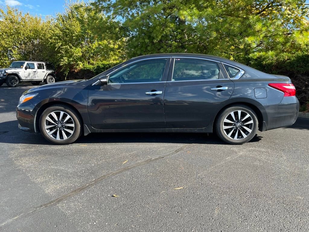 Used 2016 Nissan Altima 2.5 SL Sedan
