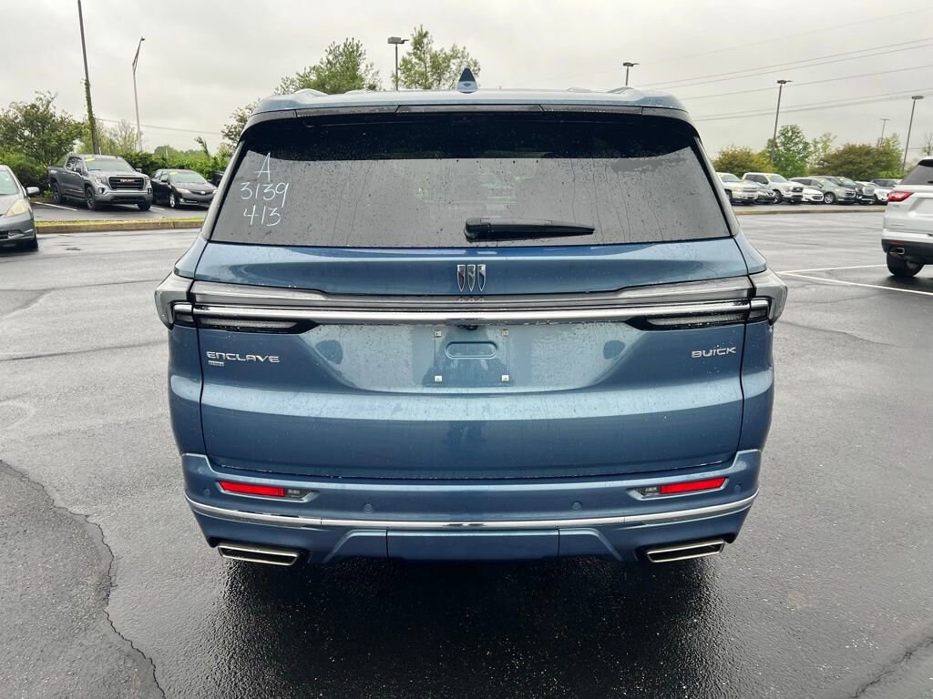 Used 2025 Buick Enclave Avenir SUV