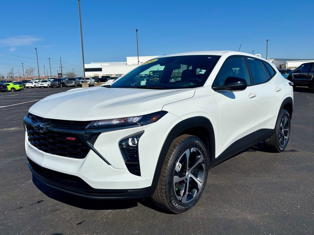 Used 2024 Chevrolet Trax 1RS SUV