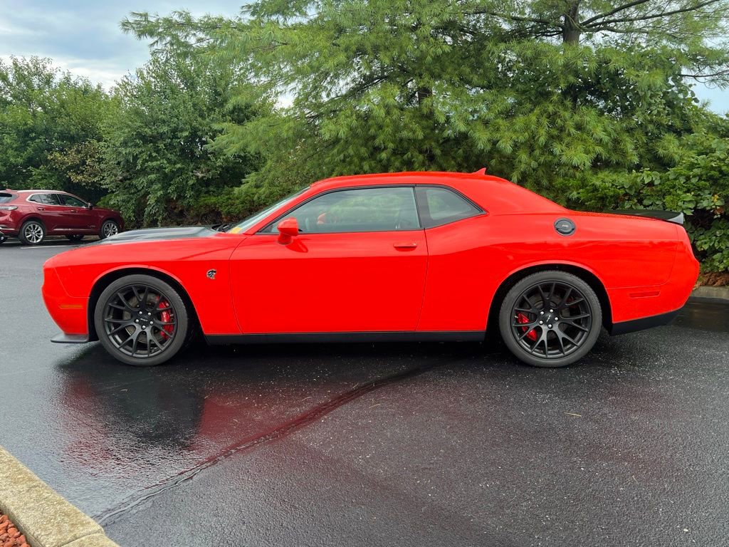 2016 Dodge Challenger SRT8 Hellcat photo 2
