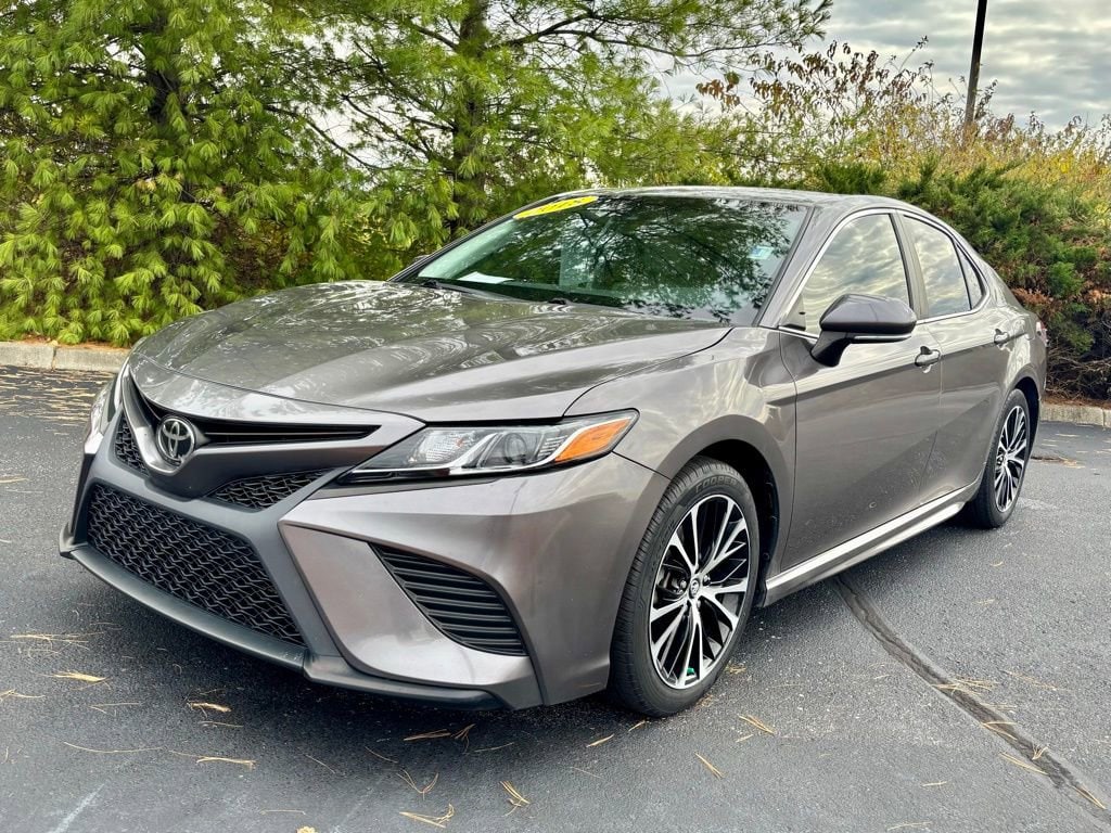 Used 2018 Toyota Camry LE Sedan