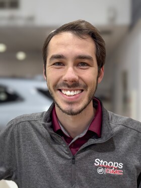 Staff member Eli Reinbold from ID_59536e