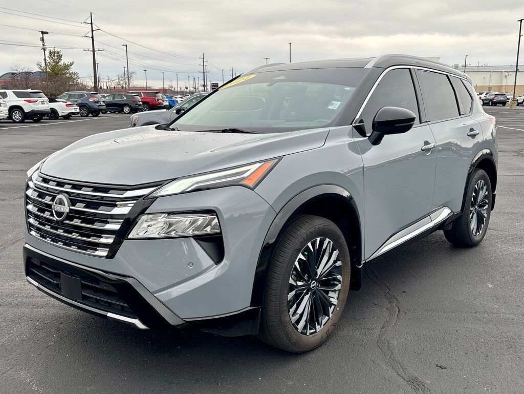 Used 2024 Nissan Rogue Platinum SUV