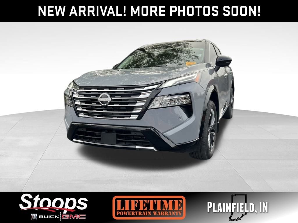 2024 Nissan Rogue Platinum's photo