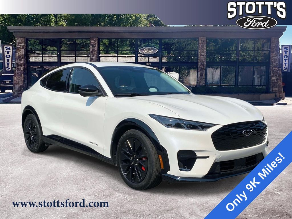 2025 Ford Mustang Mach-E SUV 