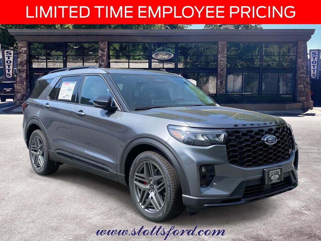 2026 Ford Explorer ST 4WD's photo