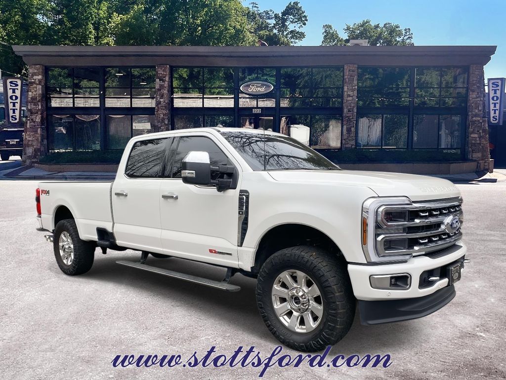 2024 Ford F-350 Platinum 4x4 Crew Cab 8' Box SRW's photo