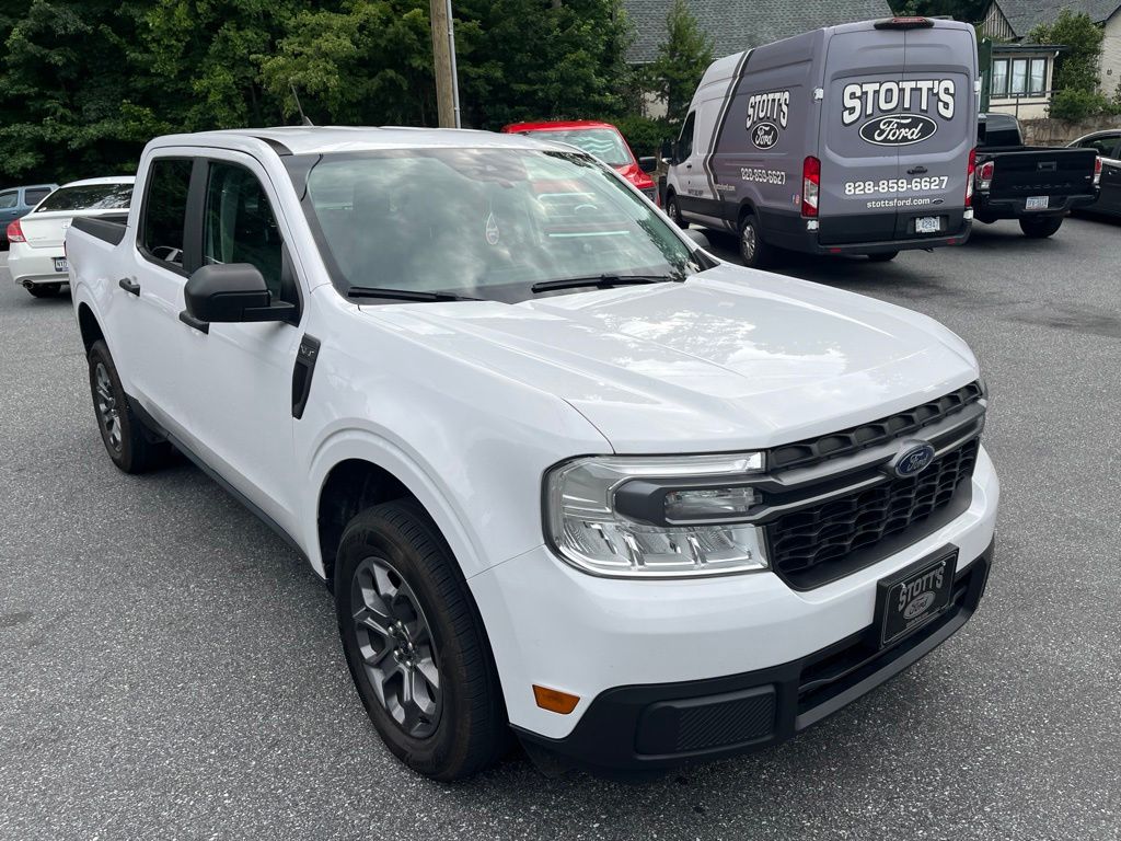 2023 Ford Maverick XLT FWD's photo