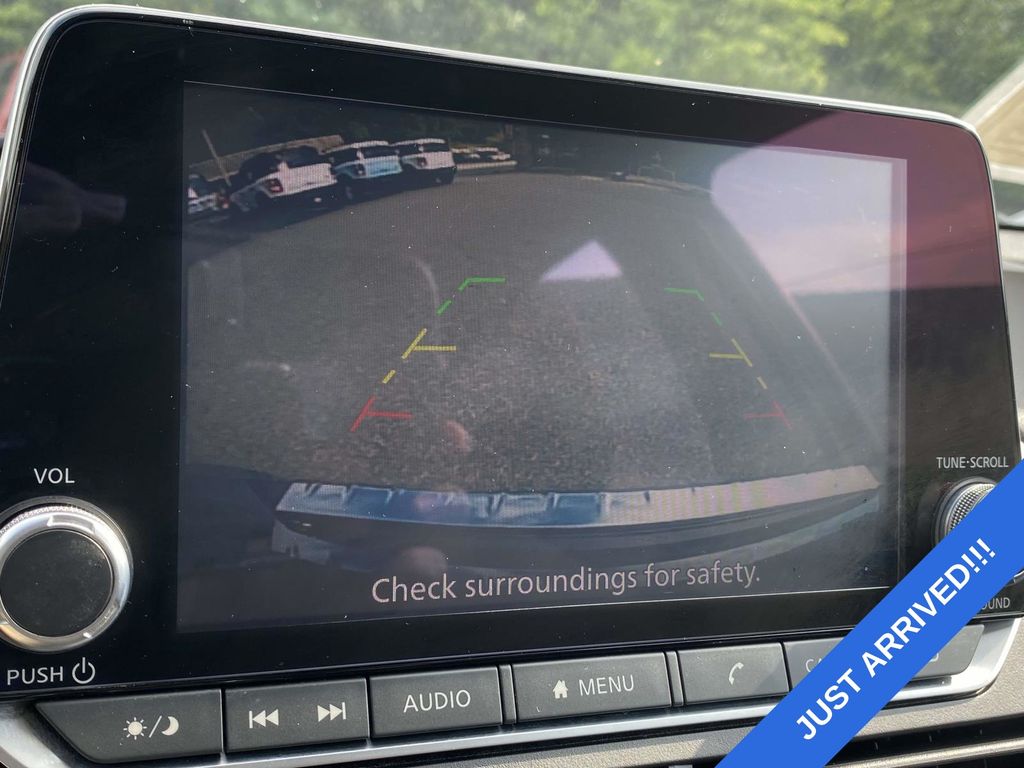 2023 Nissan Altima SV - Photo 25