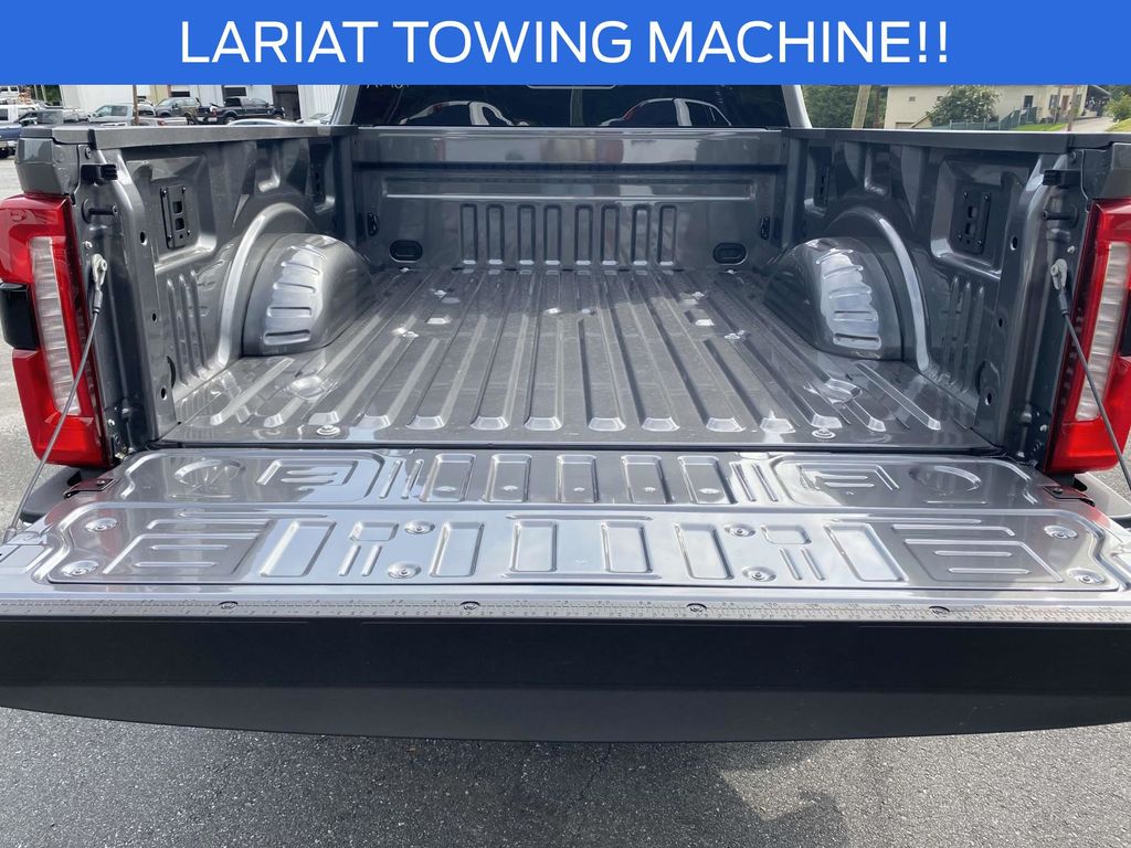 2026 Ford F-350 Super Duty XL - Photo 9