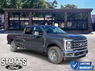 2026 Ford F-350 Lariat Truck Crew Cab