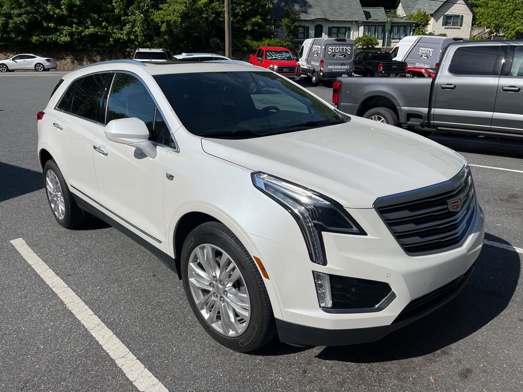 2018 Cadillac XT5 FWD Premium Luxury's photo