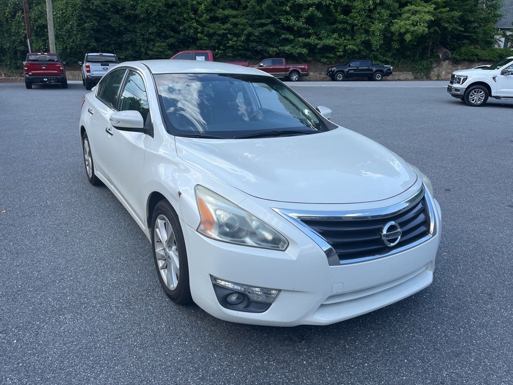 2013 Nissan Altima's photo