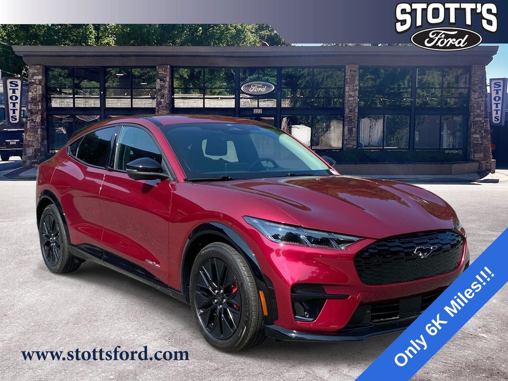 2025 Ford Mustang Mach-E SUV 