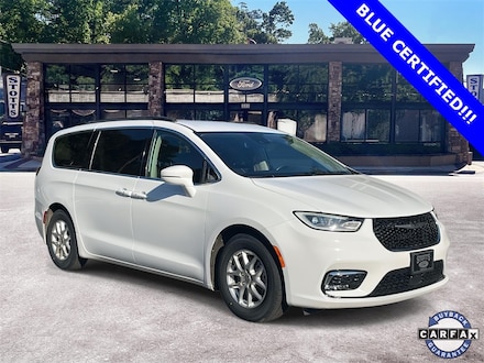 2022 Chrysler Pacifica Touring L Van Passenger Van