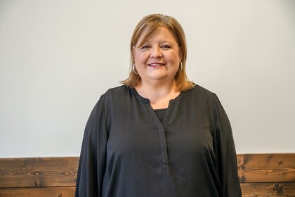 Staff member Nina Searcy from ID_3b4e59