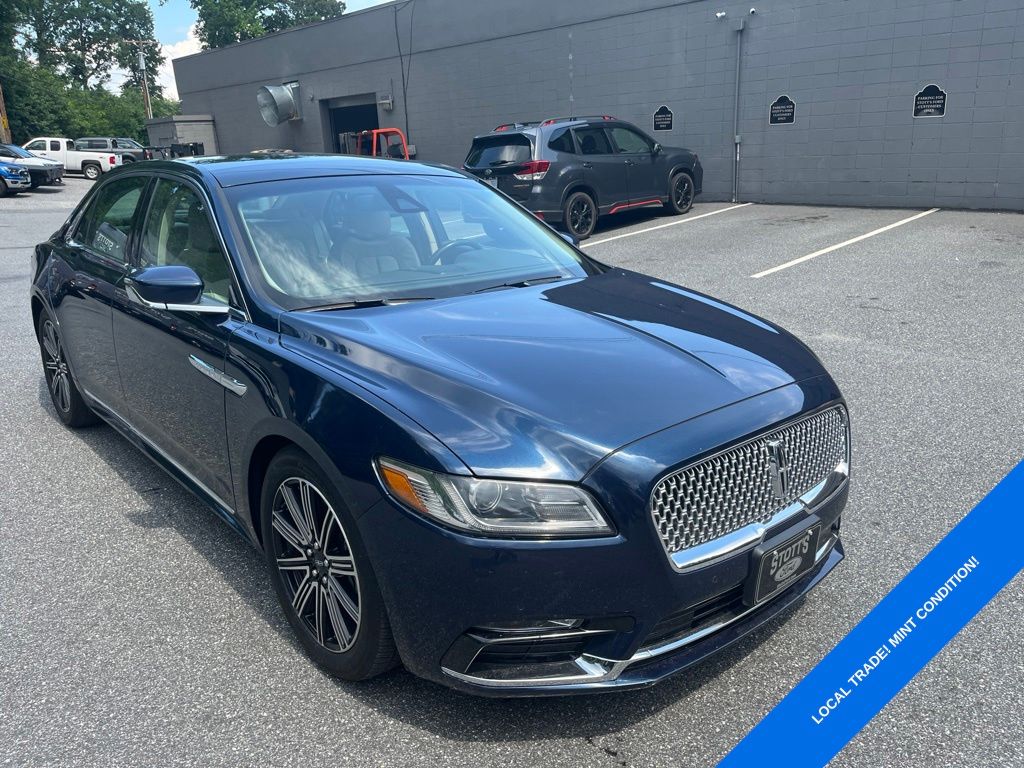 2017 Lincoln Continental Reserve FWD's photo