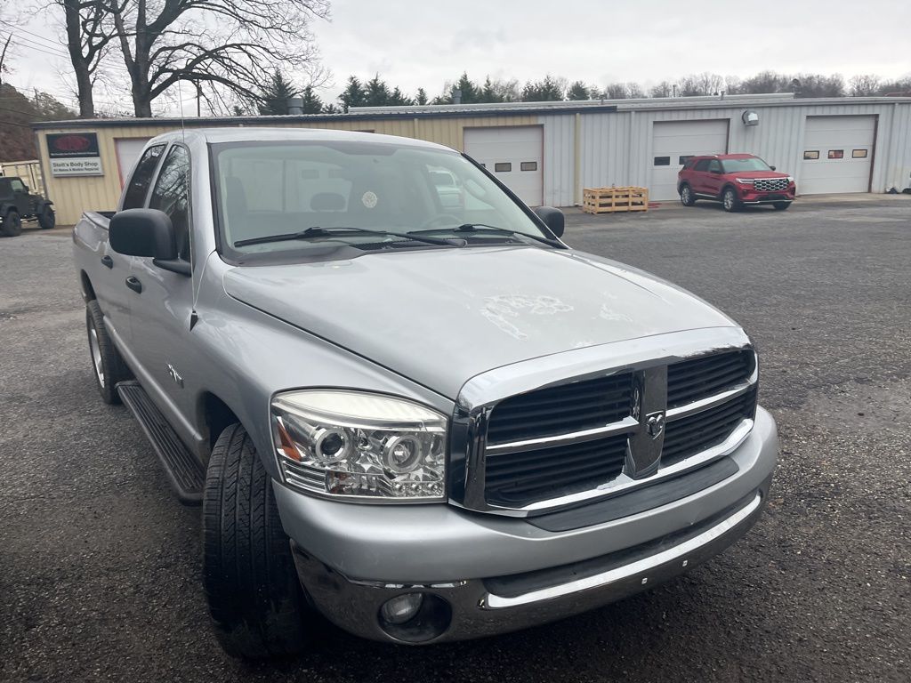 Used 2008 Dodge Ram 1500 Pickup SLT with VIN 1D7HA18NX8J115321 for sale in Tryon, NC