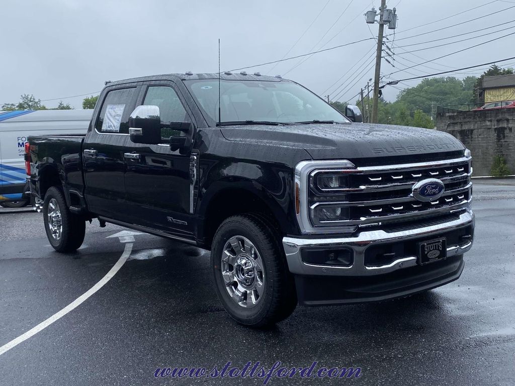 2026 Ford F-350 Lariat 4x4 Crew Cab 6-3/4' Box SRW's photo