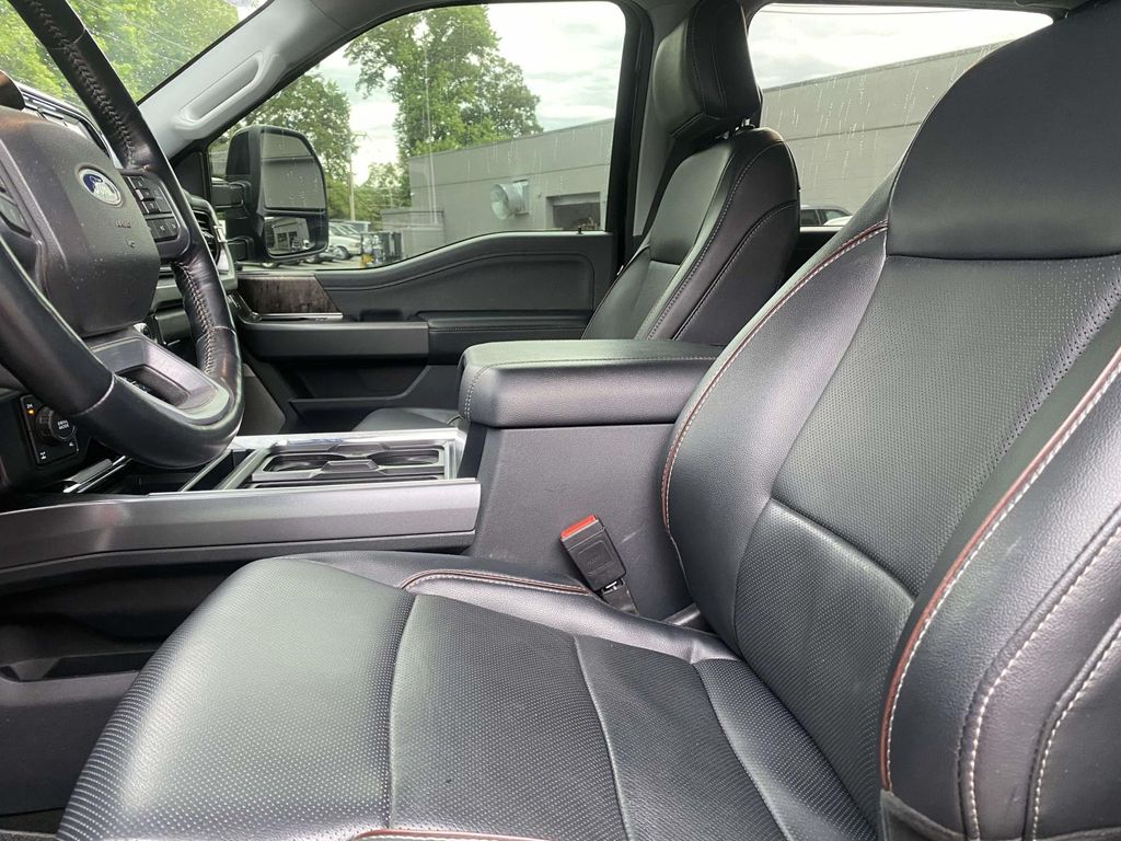 2024 Ford F-350 Super Duty Lariat - Photo 15