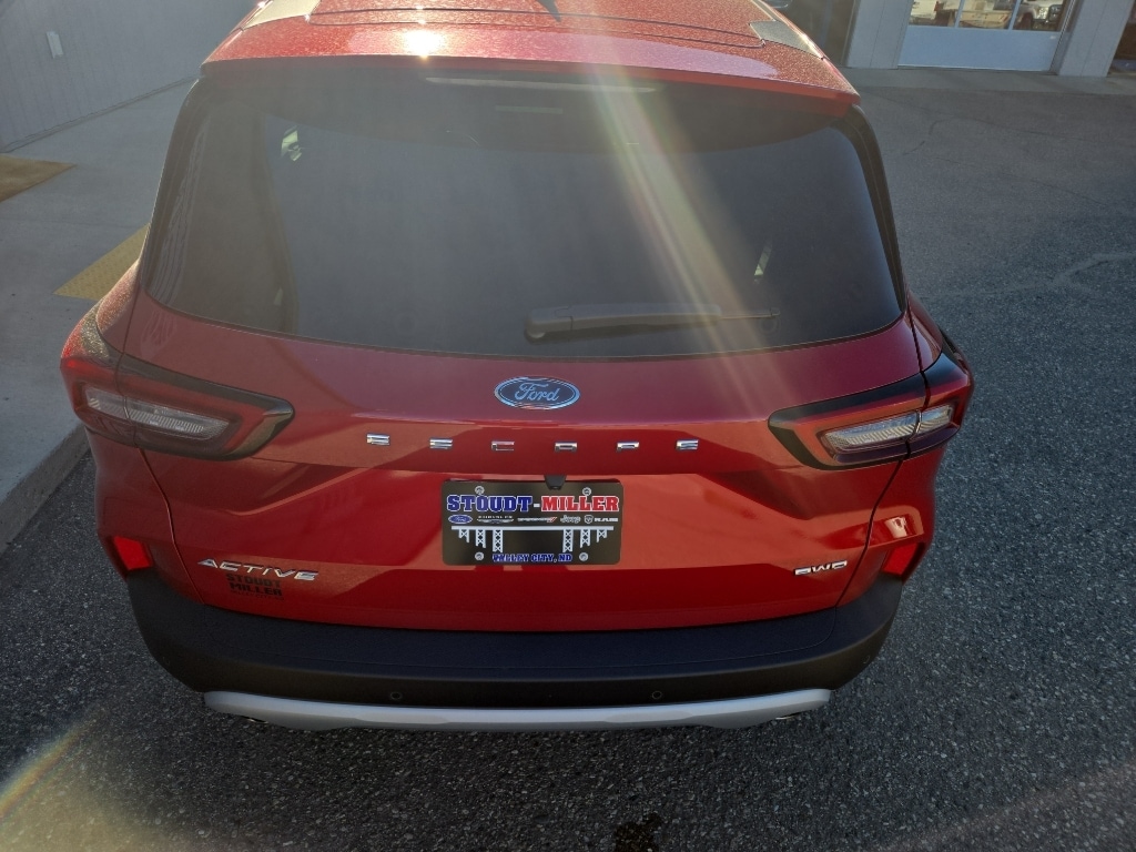 Used 2025 Ford Escape Active Wagon