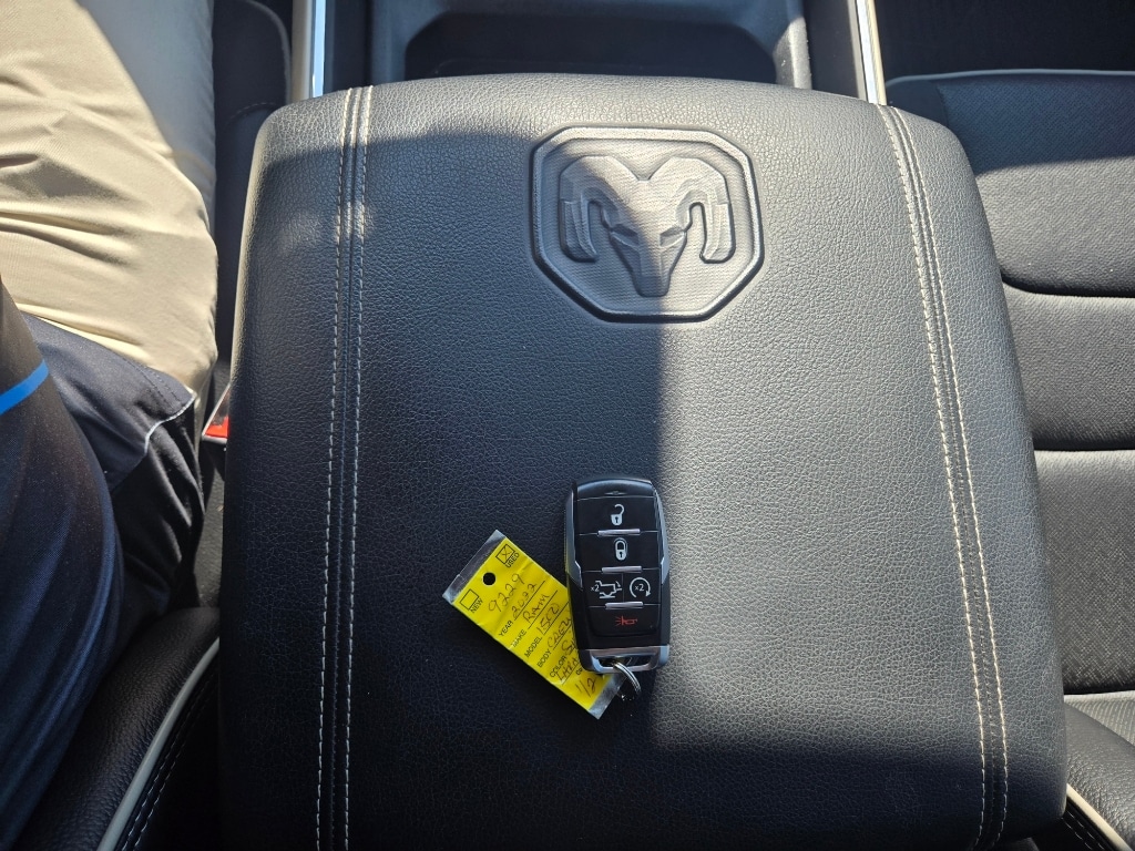 2022 RAM Ram 1500 Pickup Laramie - Photo 22