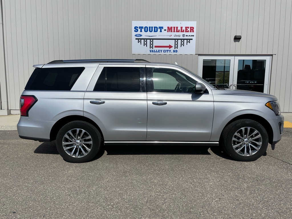 2018 Ford Expedition Limited's photo