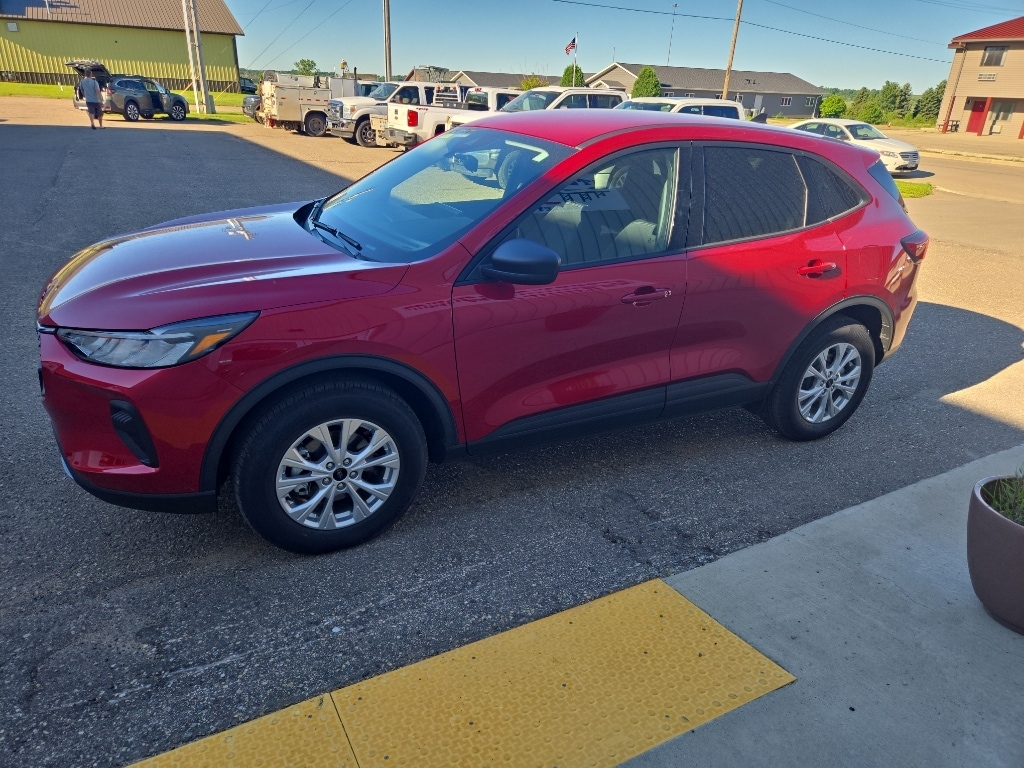 Used 2025 Ford Escape Active Wagon