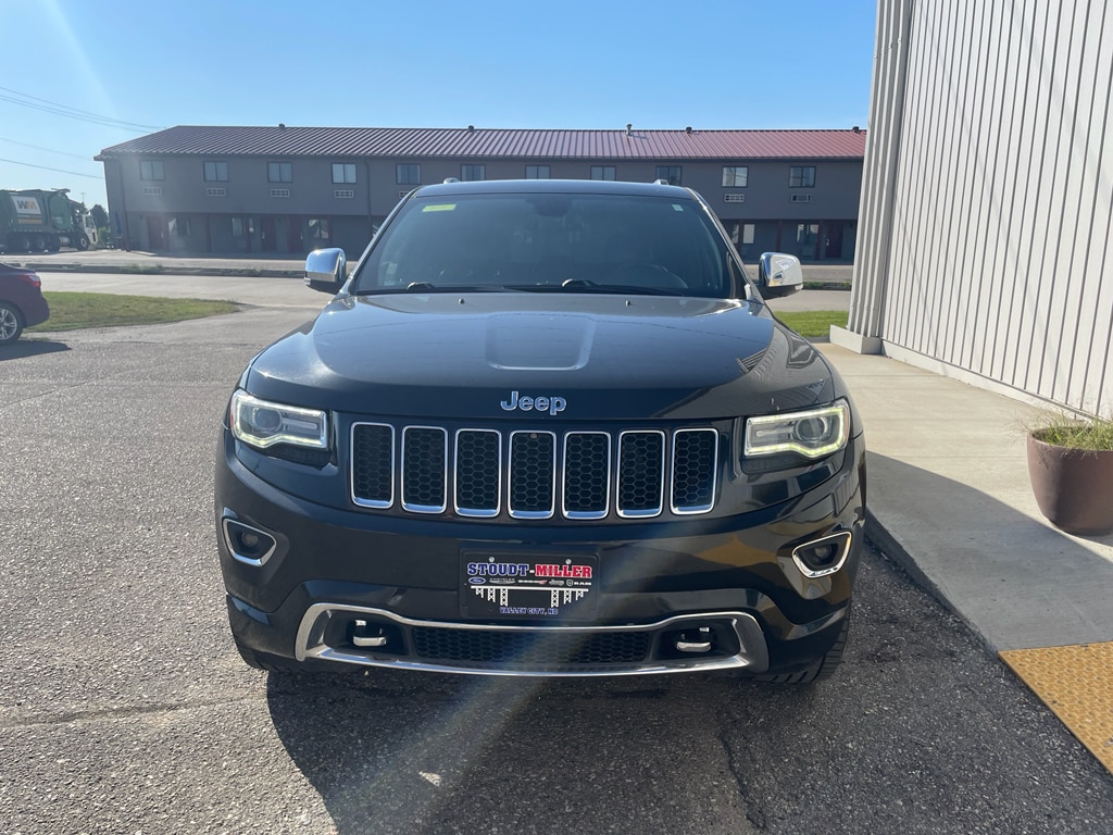 Used 2016 Jeep Grand Cherokee Overland with VIN 1C4RJFCG5GC305261 for sale in Valley City, ND