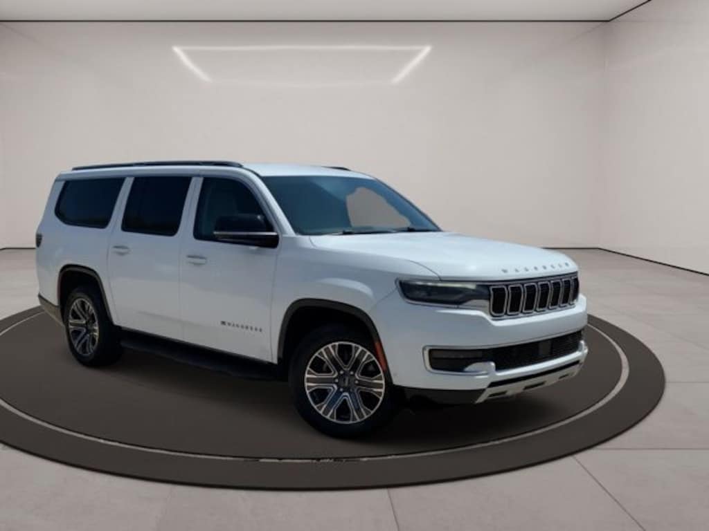 Used 2024 Jeep Wagoneer L Series II SUV
