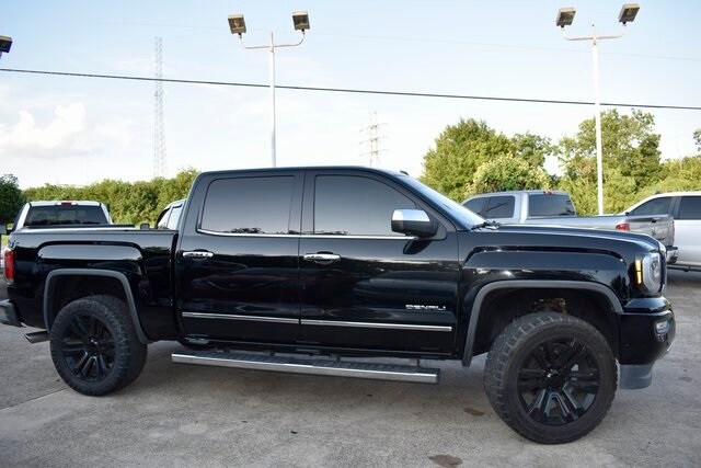 2017 Gmc Sierra 1500 Denali photo 2