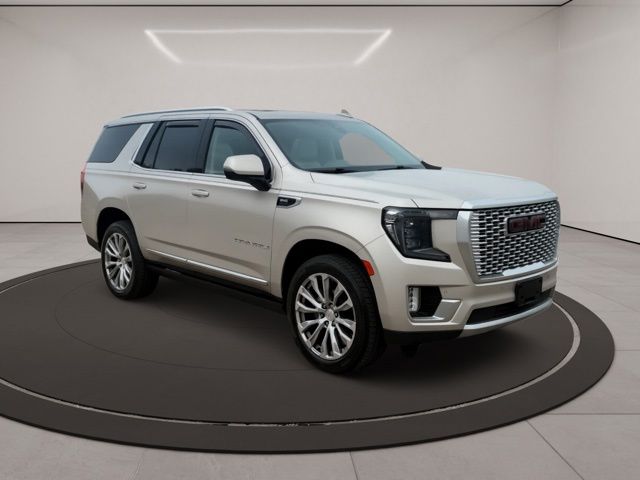 2021 GMC Yukon 4WD Denali's photo