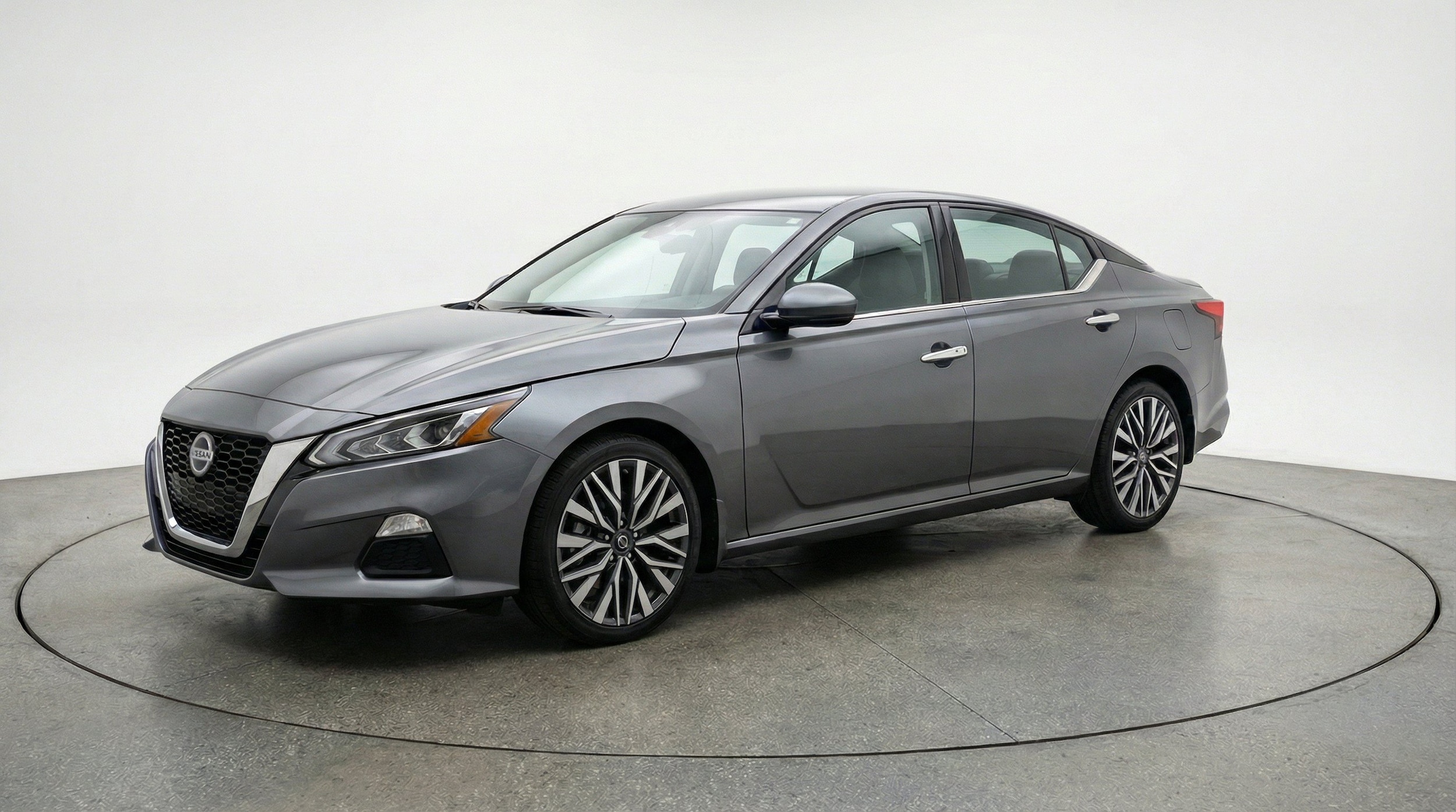 Thumbnail: 2025 Nissan Altima - 3