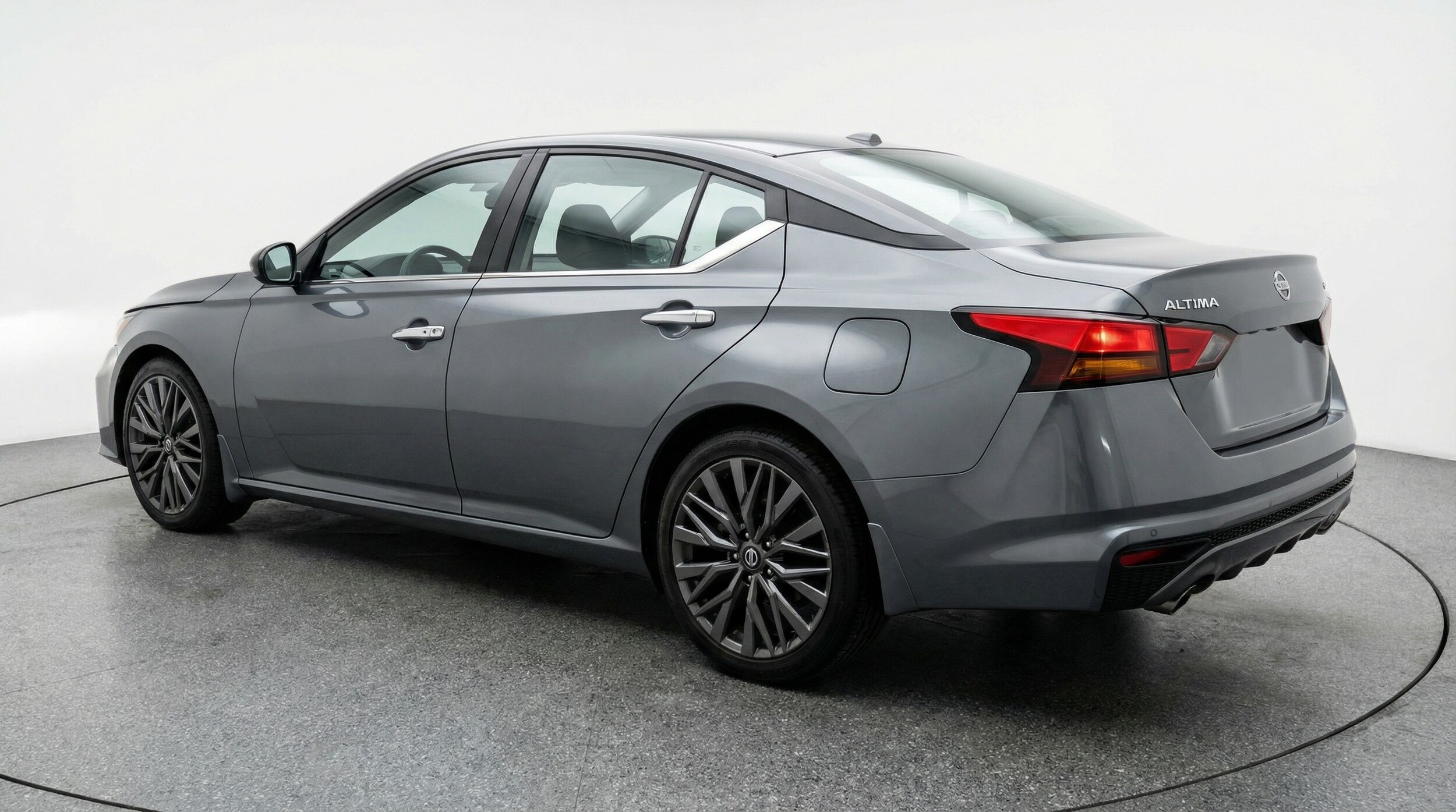 Thumbnail: 2025 Nissan Altima - 5