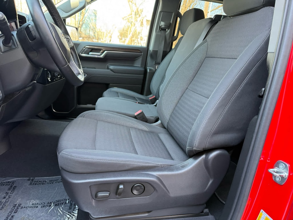 Used 2023 Chevrolet Silverado 1500 LT 4WD Crew Cab 147 Truck