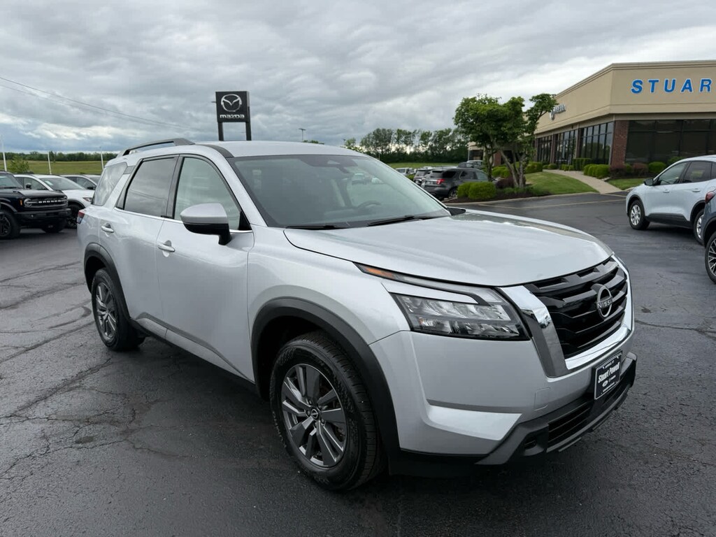 Used 2025 Nissan Pathfinder SV SUV