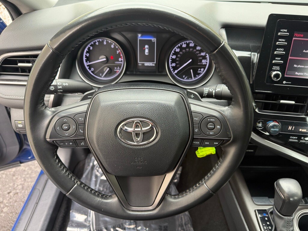 2023 Toyota Camry SE photo 2
