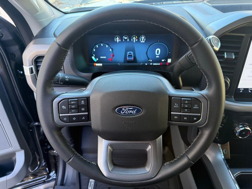 2024 Ford F-150 XLT photo 2