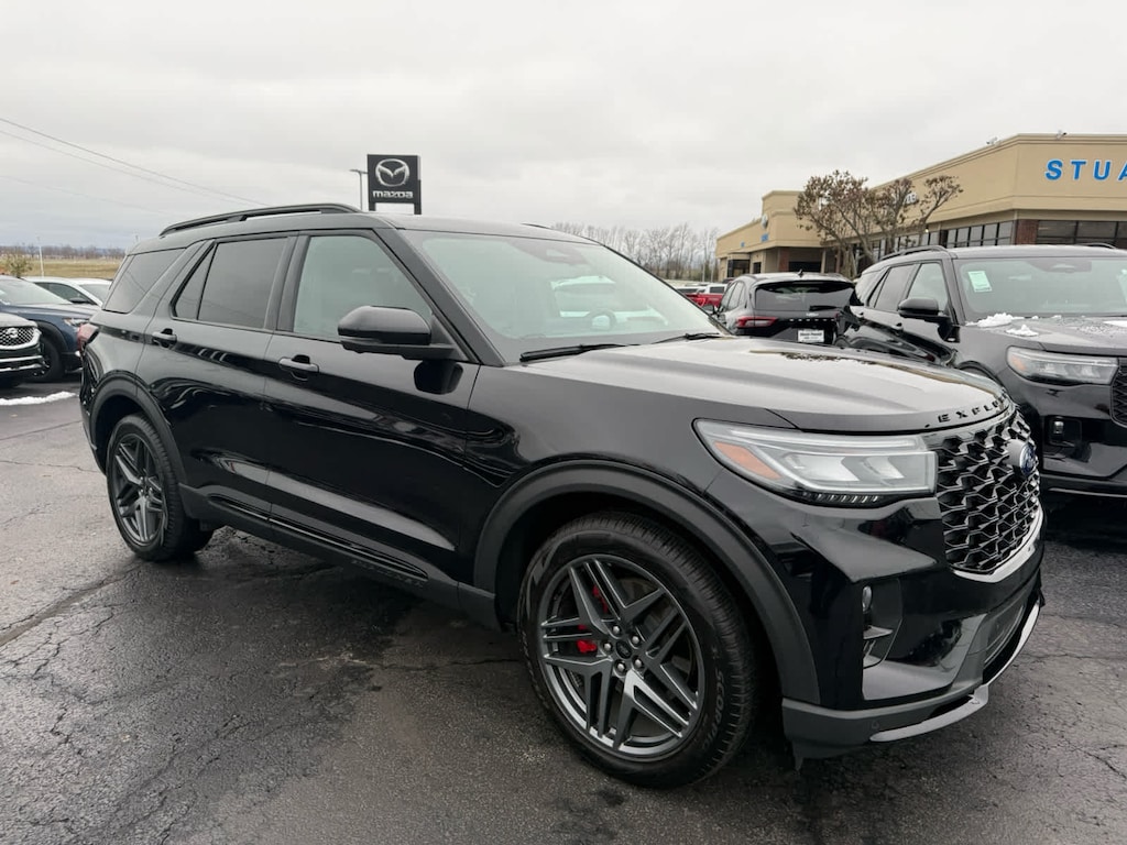 Used 2025 Ford Explorer ST SUV
