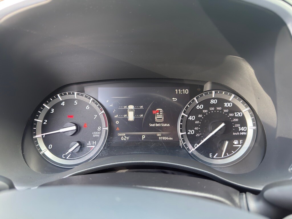 2021 Toyota Highlander XLE photo 3