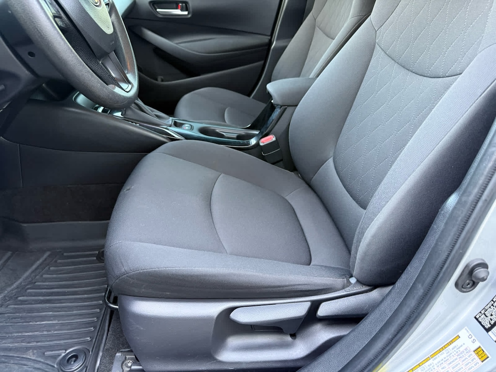 Used 2021 Toyota Corolla LE Sedan