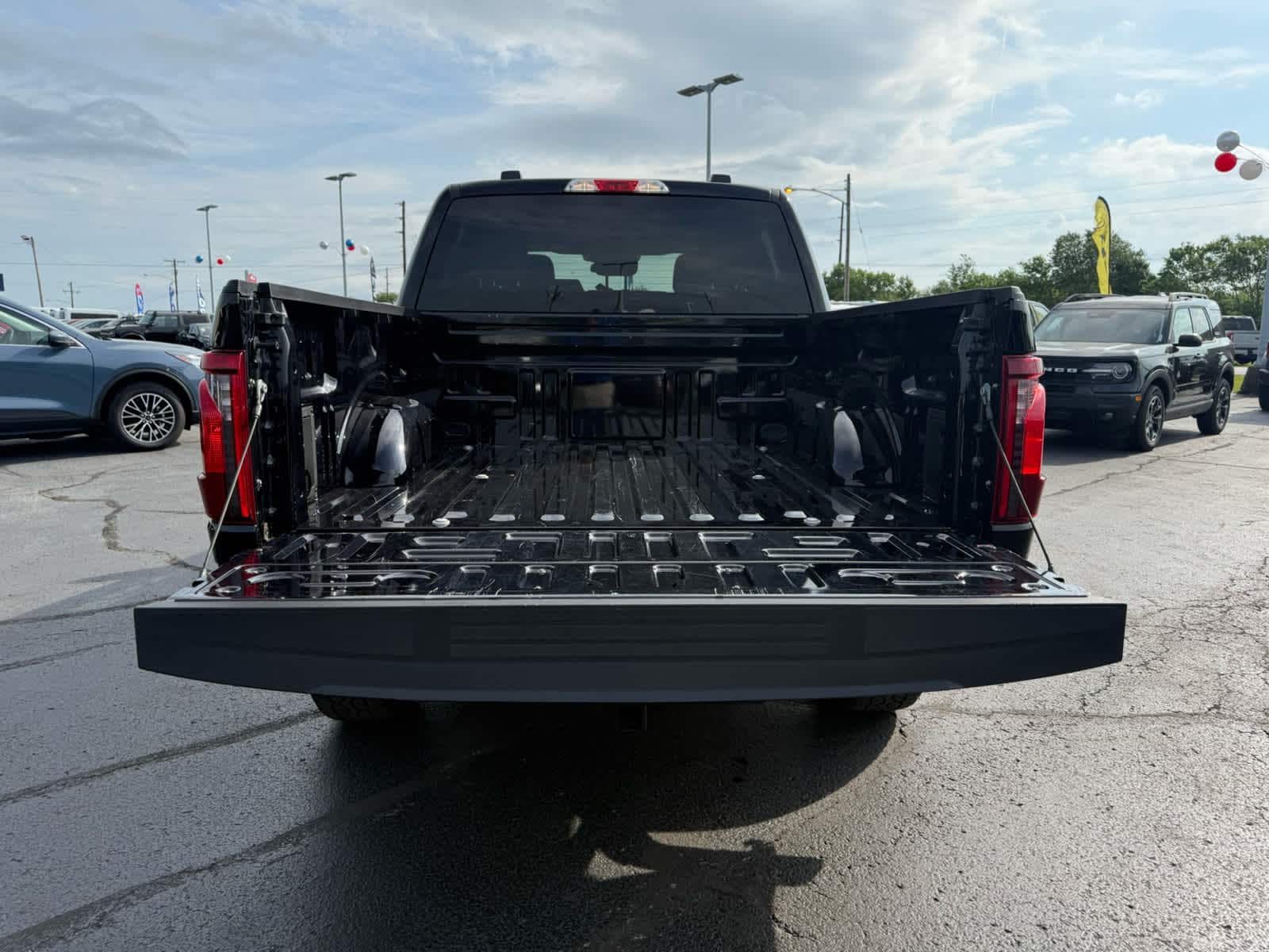 2025 Ford F-150 XLT - Photo 23