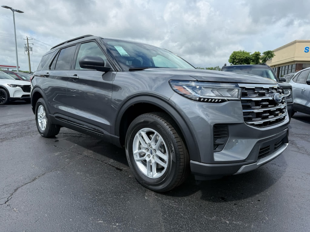 New 2026 Ford Explorer Active w/200A Pkg SUV