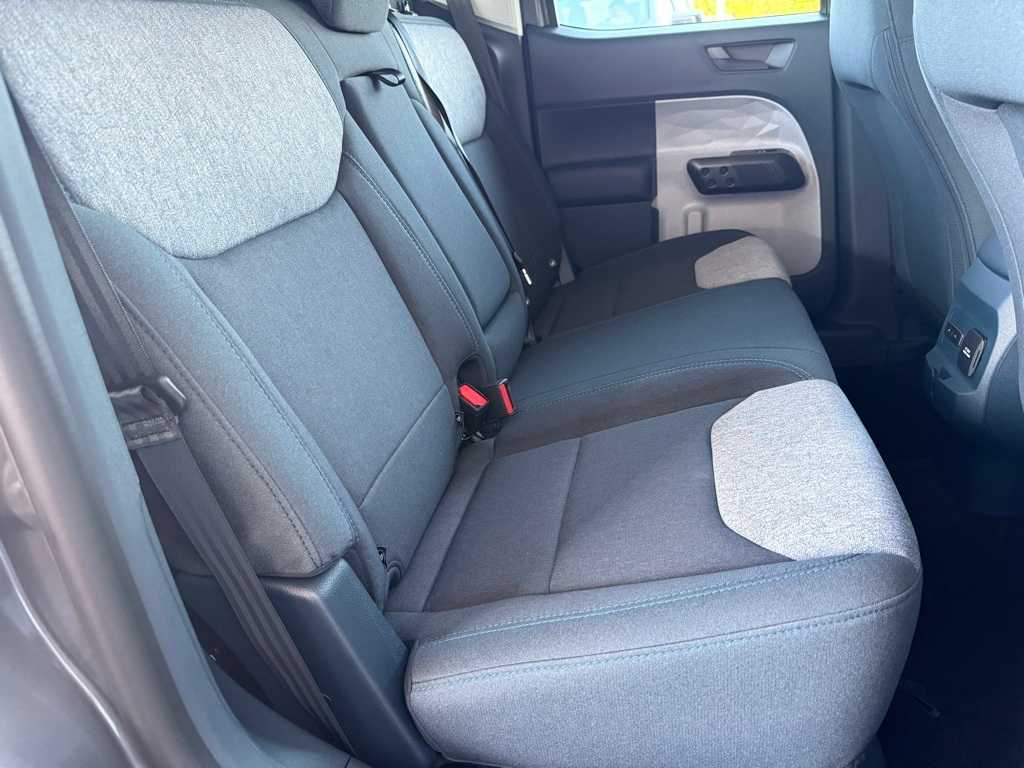2025 Ford Maverick XLT - Photo 7